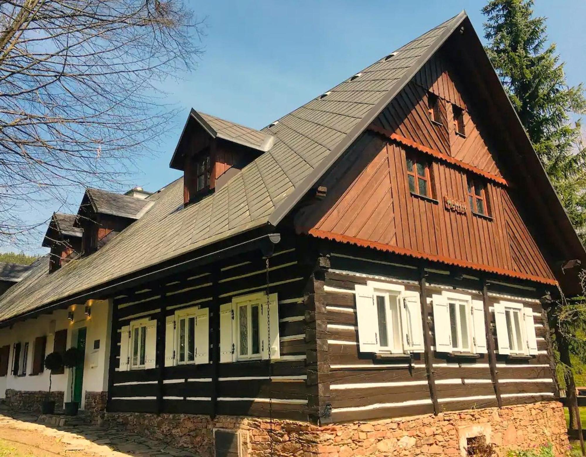Dum U Dvou Lip / The Two Lime Trees Holiday home *